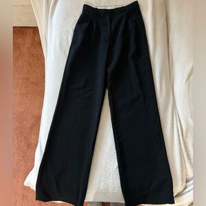 Aritzia effortless pant